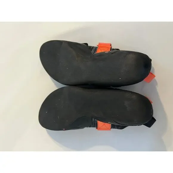 Black Diamond Women's Sneakers - Black and Red - Picture 6 of 12